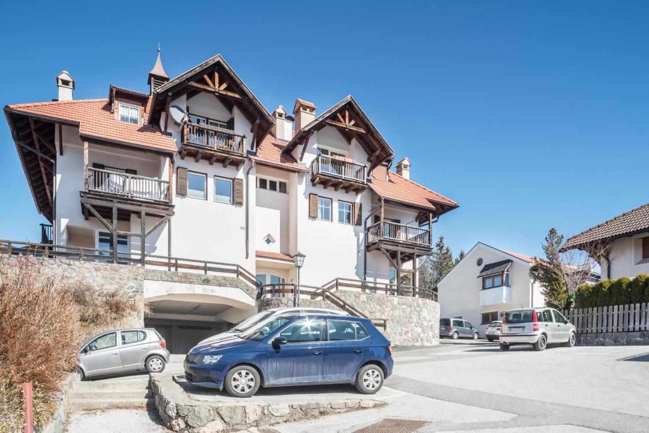 Apartment Vigl Lodge Collalbo Exterior photo